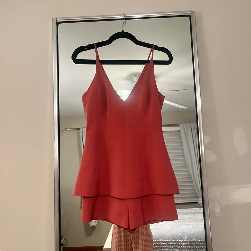 Keepsake Romper✨ - Picture 2 of 6